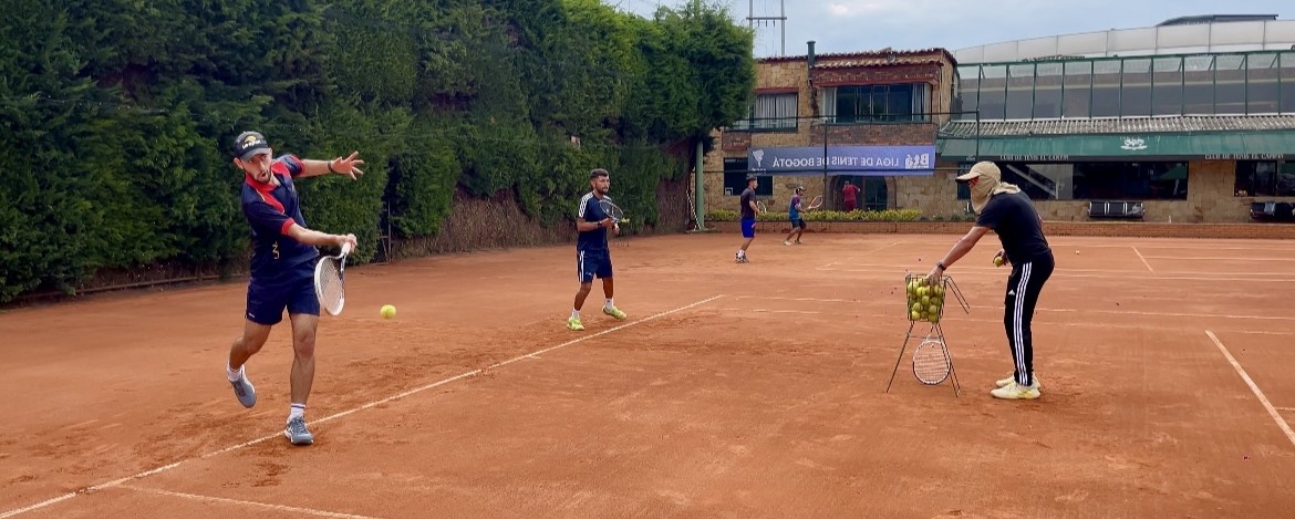 Entrenamiento Tenis de campo